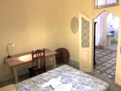 Yellow resident room Yellow resident room